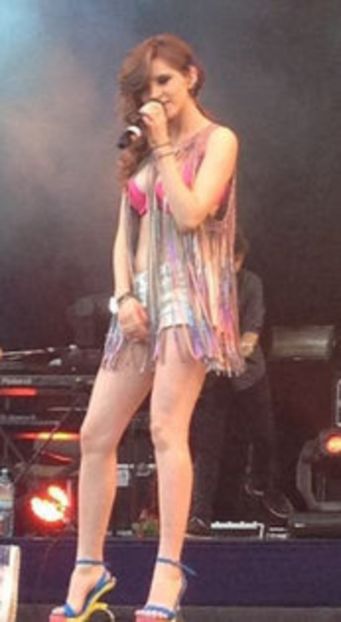 102855698_CBSOIXM3 - 01 cc - pmv - 2