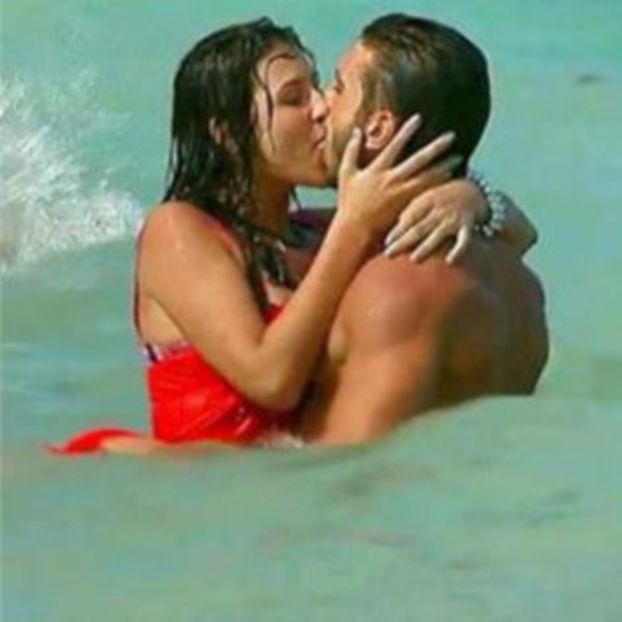 102860799_KUHEKCM3 - 01 ioana si andrei - pmv - 2