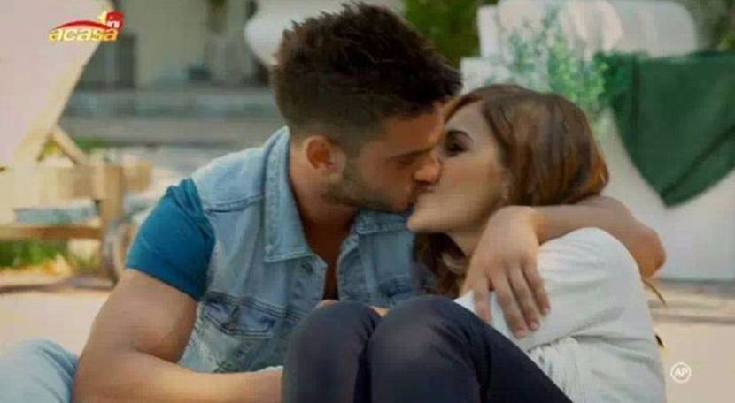 102860985_QKCTTKI - 01 ioana si andrei - pmv - 2