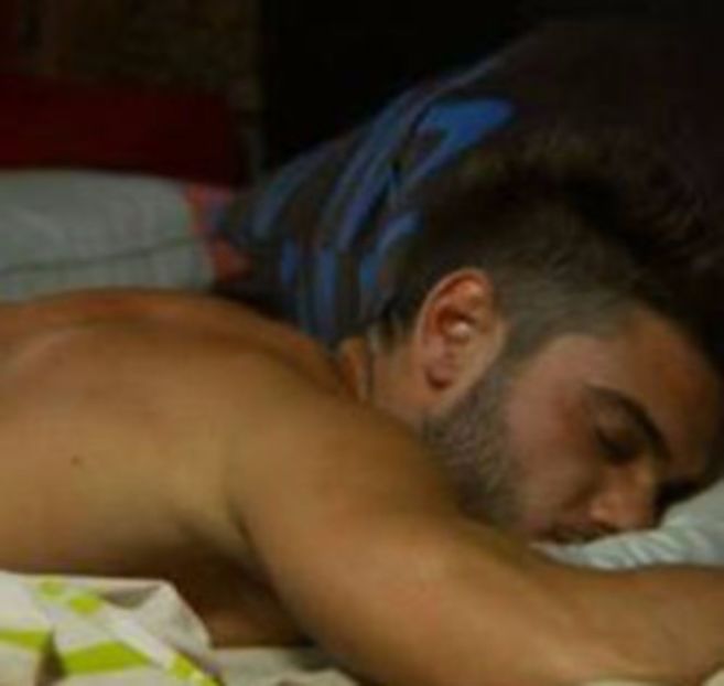 102860713_LQESWIS3 - 01 andrei - pmv - 2