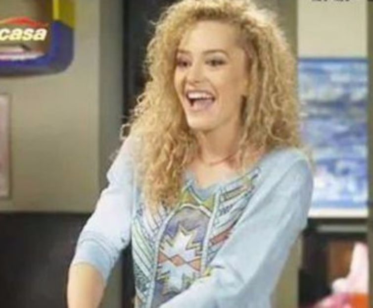 102855955_BIIAQMQ3 - 01 monica - pmv