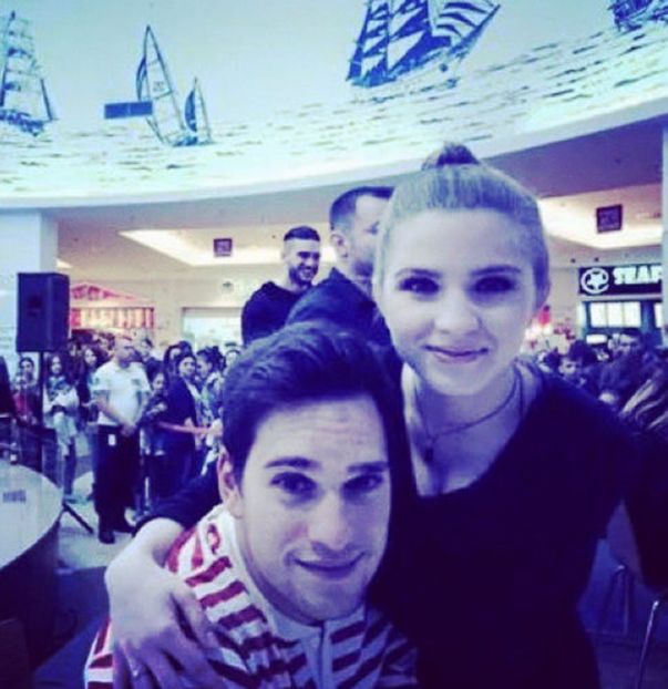 102888272_ESKQBFE - 01 one - pmv - 2