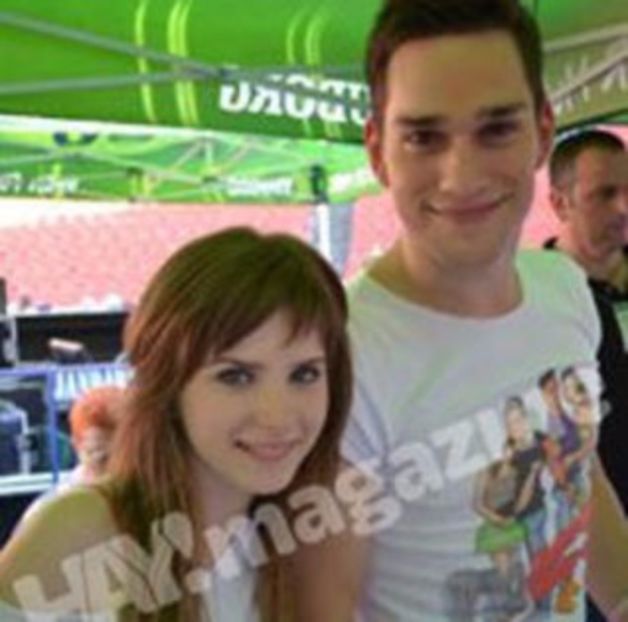 102966913_LVASRYI - 01 one - pmv - 2