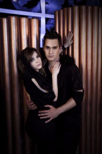 102993496_SMYFROE3 - 01 one - pmv - 2