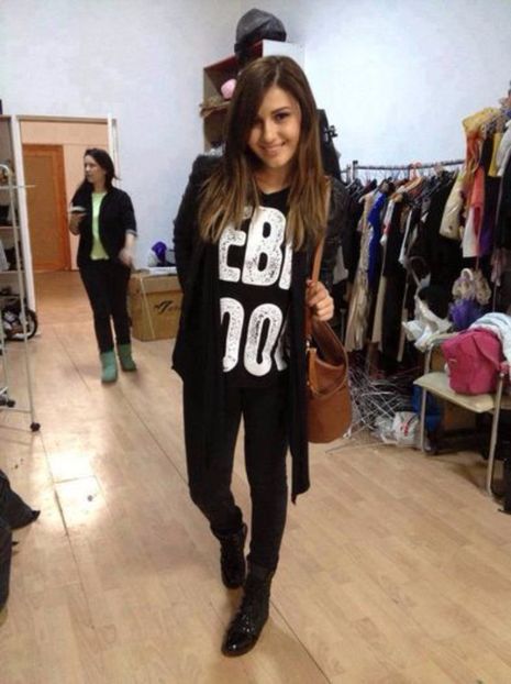 102909866_EAIDULY - 01 ae - pmv - 3