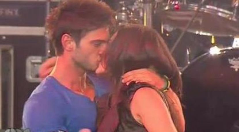 102887797_CHCNCHJ3 - 01 ae dp - pmv