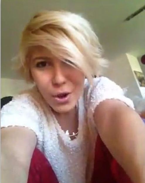 102966956_QMANCBK - 01 so - pmv