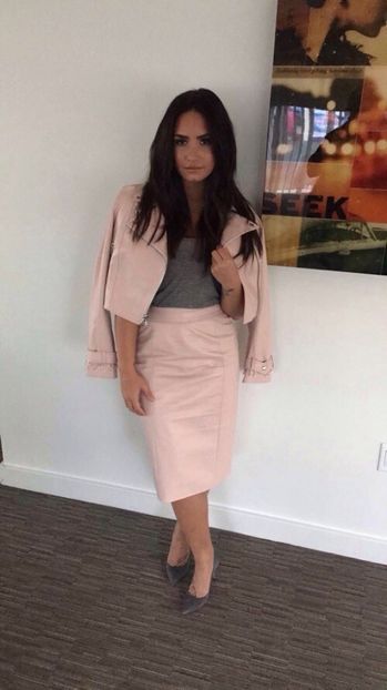 large (6) - demi lovato