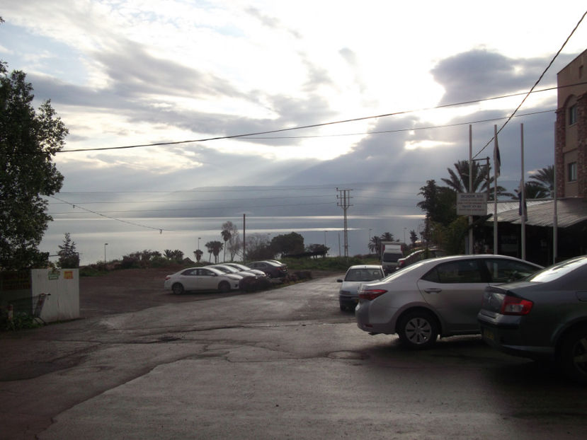Marea Galile printre picurii de ploaie a diminetii - a doua zi de pelerinaj