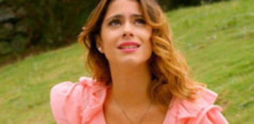 102921519_YHUYJRB - 01a Violetta - pmv