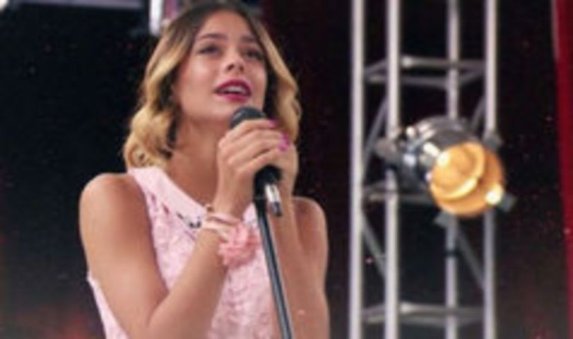 102921853_WHBVNQK3 - 01a Violetta - pmv