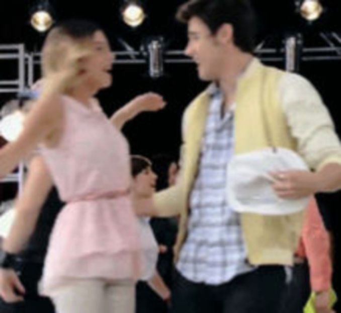 102921694_RXZFLSR3 - 03a Leonetta - pmv