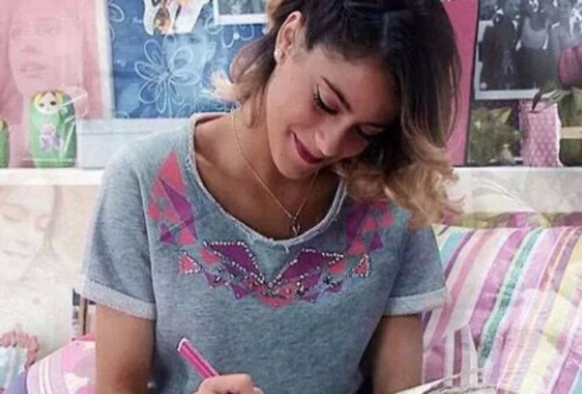 102923490_UOOWKEW - 01a Violetta - pmv