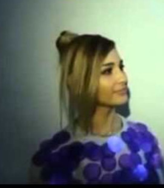 bandicam 2017-03-08 20-05-14-706 - a Alina - Ali poze noi dar puse recent 07