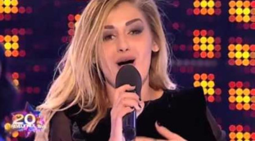 bandicam 2017-03-08 20-07-22-876 - a Alina - Ali poze noi dar puse recent 07