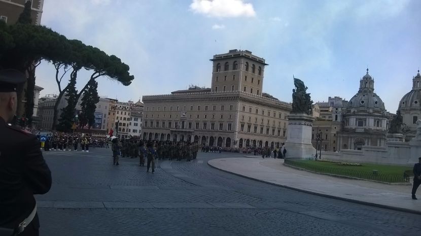  - Parada-militara-Roma-2-06-2014