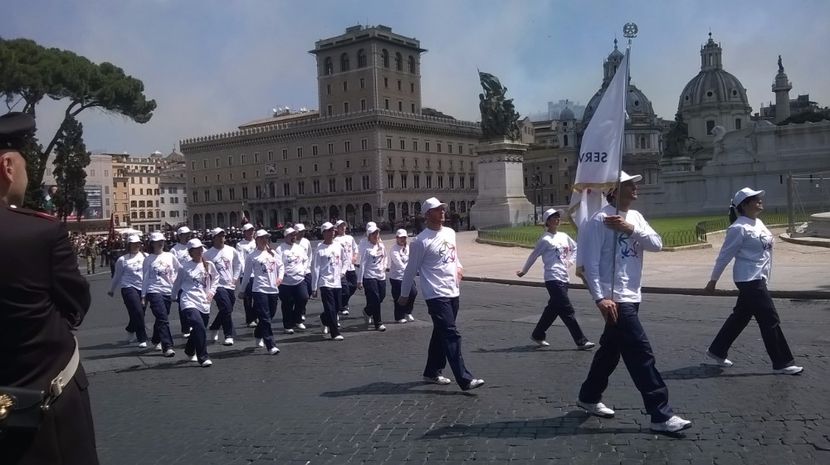 O - Parada-militara-Roma-2-06-2014