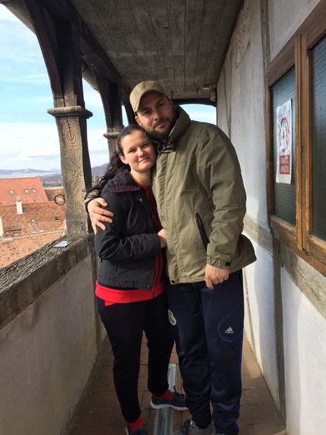  - 0 C O N T A C T-0741255879