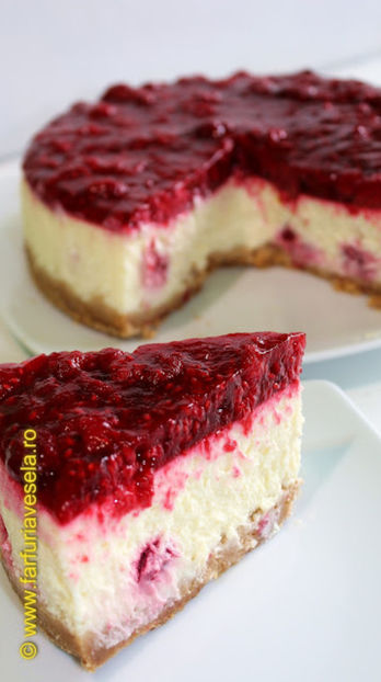 BG1_Cheesecake cu zmeura - Cheesecake copt cu zmeura