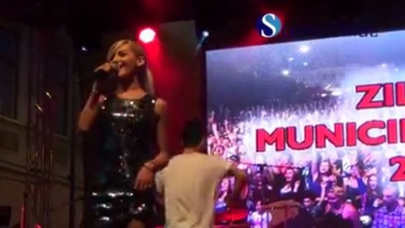 bandicam 2017-03-11 19-09-36-891 - a Alina - Ali poze noi dar puse recent 07