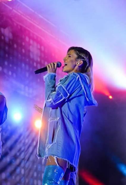  - a Alina - Ali poze noi dar puse recent 07