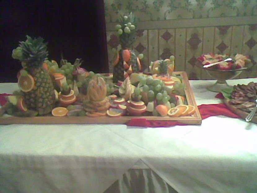 OGLINDA DE FRUCTE CLUB SIBIU - AMINTIRI MUNCA NELU SI MATUSA