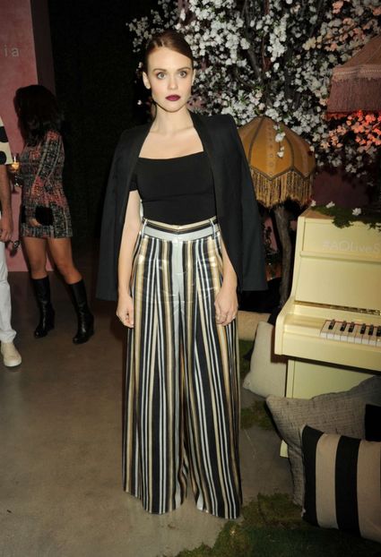 Holland-Roden--Alice-Olivia-Fashion-Show-2016--08 - holland roden