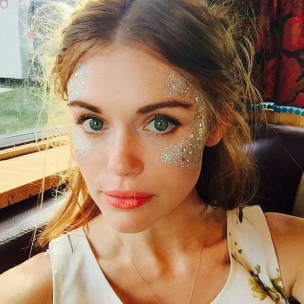 large (31) - holland roden
