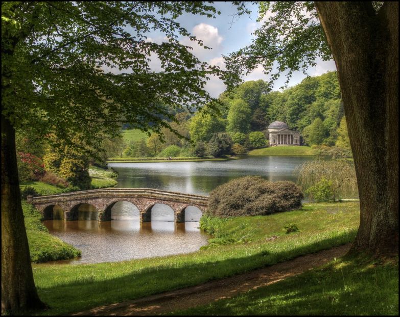 375 - Nou----- Tablouri pe panza