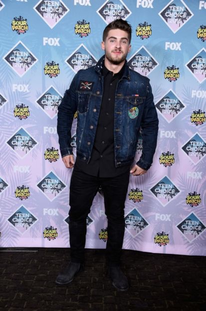 Teen+Choice+Awards+2016+Press+Room+sCYcNRKSykPl - cody christian