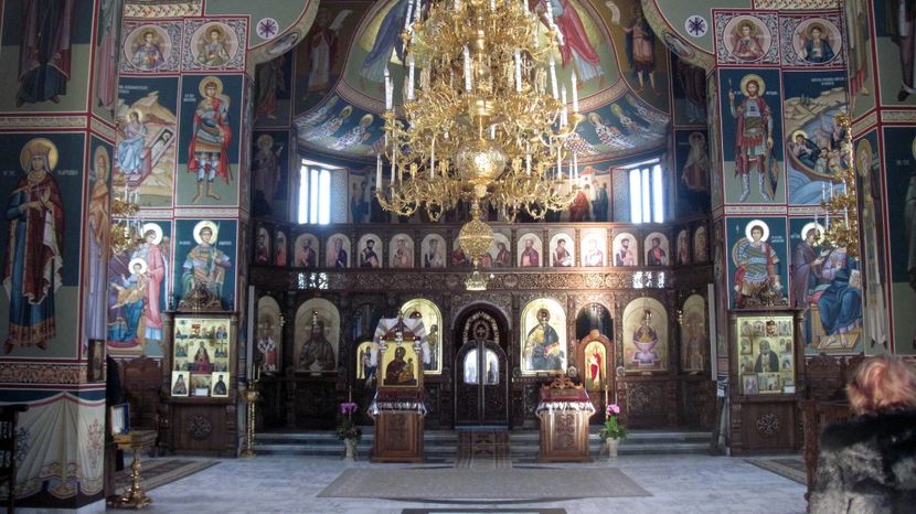 Biserica noua, interior - 2017 2