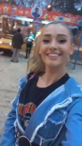 bandicam 2017-03-15 20-22-59-389 - a Alina - Ali poze noi dar puse recent 07