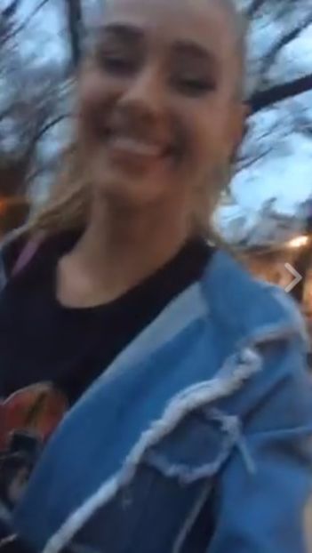 bandicam 2017-03-15 20-23-39-236 - a Alina - Ali poze noi dar puse recent 07