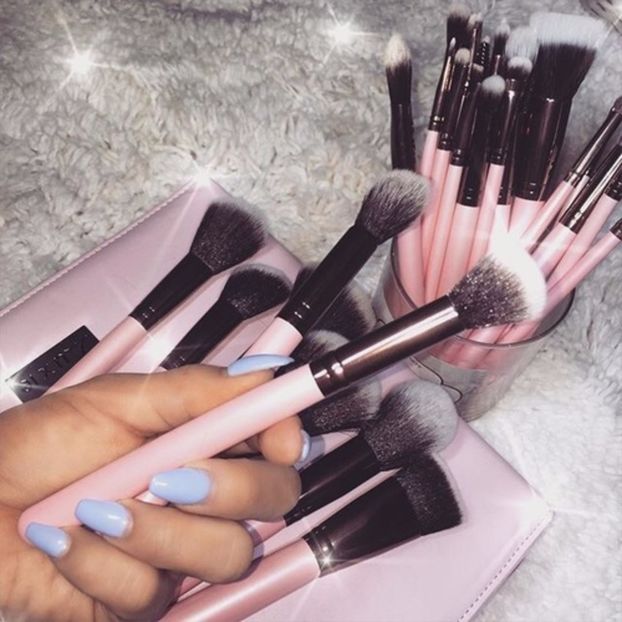 large (14) - Success is getting what you want Happiness its wanting what you get