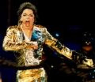 aceasta este din turneul history 1996 14 septembrie - mj live in bucharest