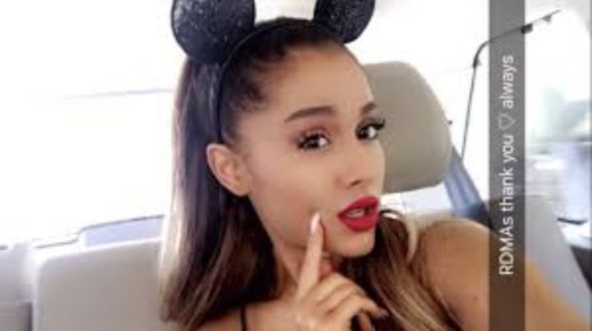 images (1) - ARIANA GRANDE