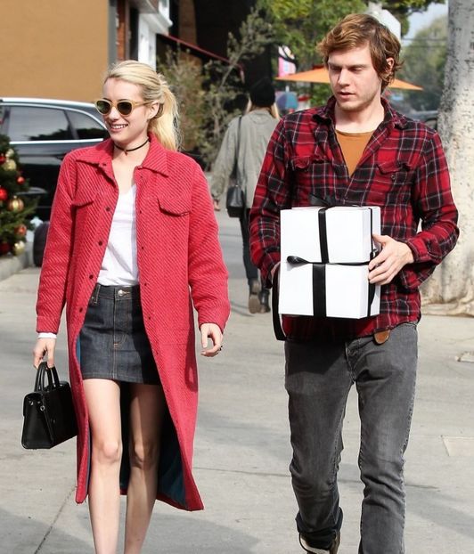 Emma-Roberts-Evan-Peters-SBTUPSS-Street-Style-Fashion-Tom-Lorenzo-Site-1 - emma roberts s