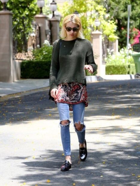 large (8) - emma roberts s
