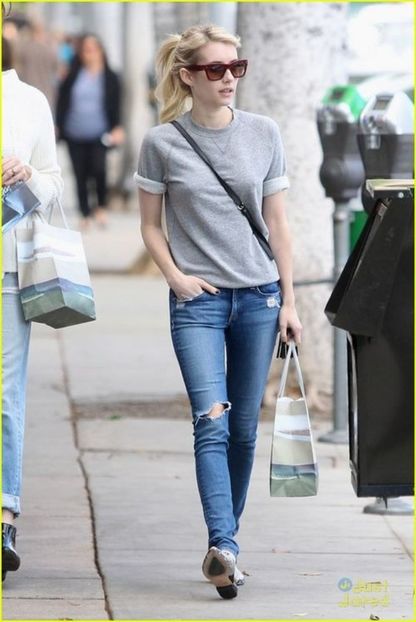large (28) - emma roberts s
