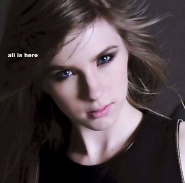 103500498_DLNKQAX3 - 01 cc - pmdm