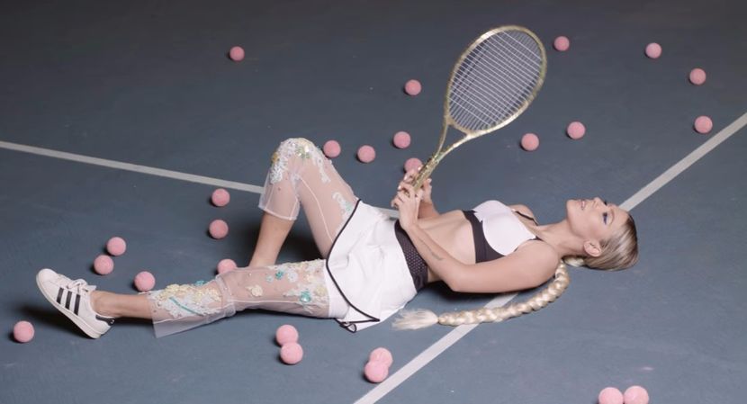 bandicam 2017-03-23 20-42-47-596 - 16b Ce mai vrei - 3