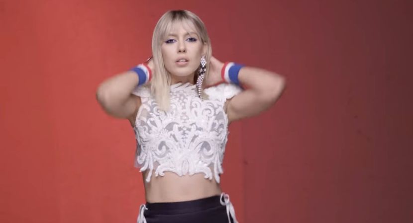 bandicam 2017-03-23 20-42-55-569 - 16b Ce mai vrei - 3