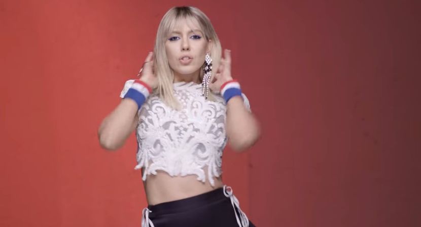 bandicam 2017-03-23 20-42-55-680 - 16b Ce mai vrei - 3