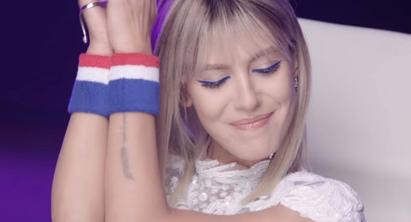 bandicam 2017-03-23 20-42-56-767 - 16b Ce mai vrei - 3