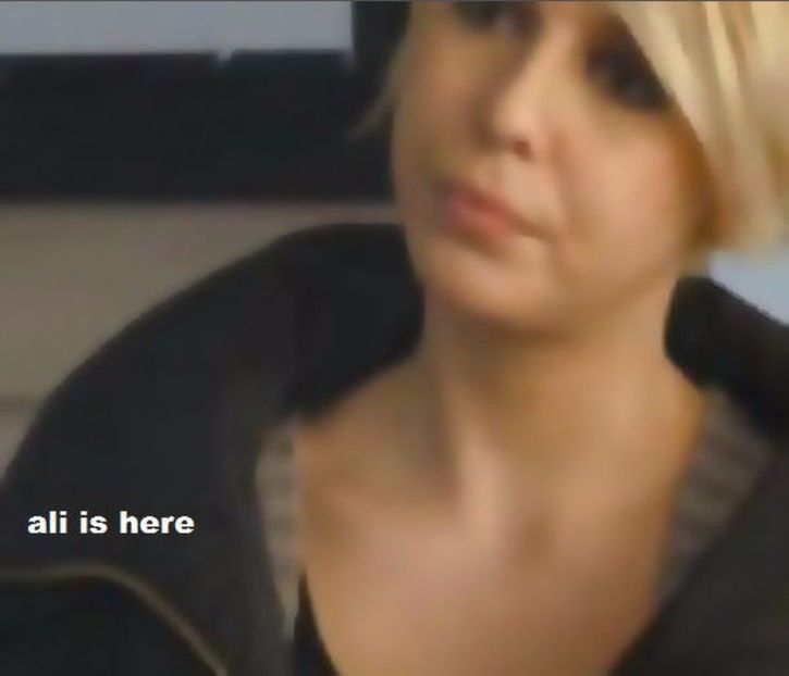 105066209_EHNXYNY3 - 01 sara - pmdm