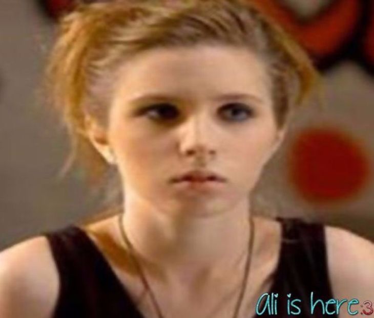 107053700_YOVHFAC - 01 anca - pmdm