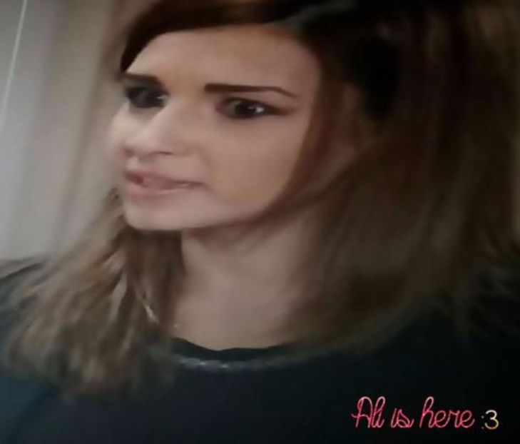 105876498_OWOLOWB3 - 01 ioana - pmdm