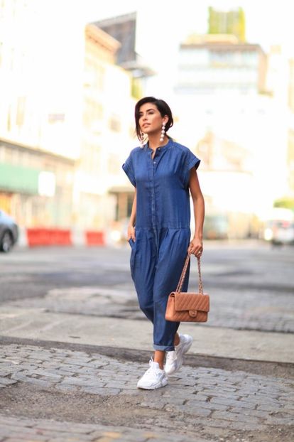 d8-683x1024 - sazan hendrix