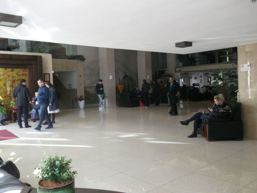 in holul hotelului - a patra zi de pelerinaj