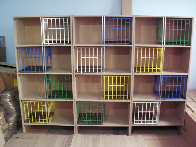 Corp cu 4 boxe - 250 lei - RAFT VADUVIE - 250 lei